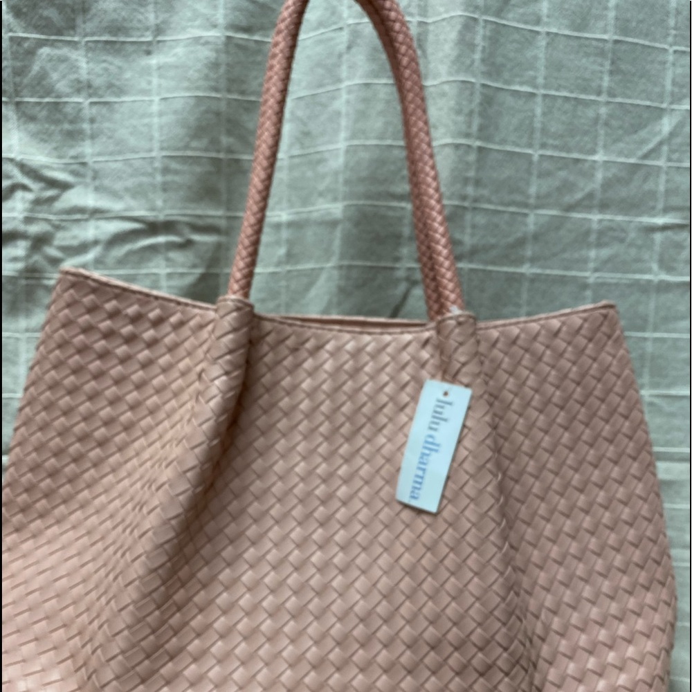 Lulu dharma pink basket weave bag